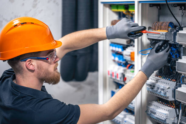 Best Local Electrician Companies  in St Clairsville, OH
